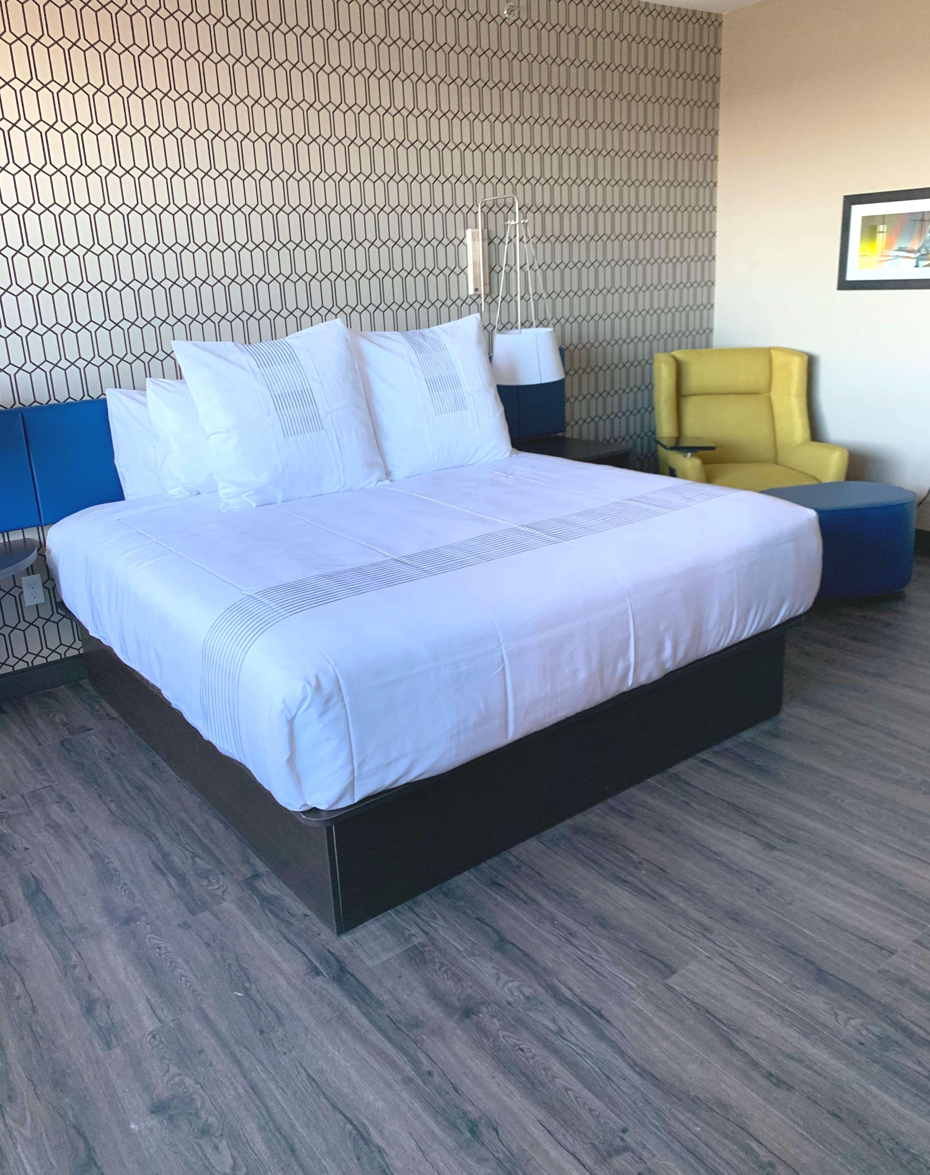 GLō Best Western Dawley Farms In Sioux Falls Exterior foto